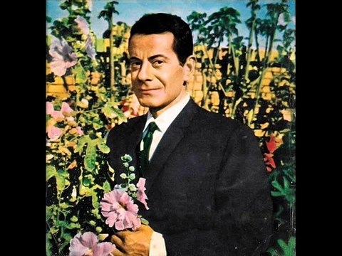 حفله موسيقار الازمان فريد الاطرش هلت ليالي حلوه وهنيه بواسطه سوزان مصطفي