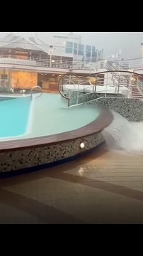 Cruise ship tilts in Fiordland