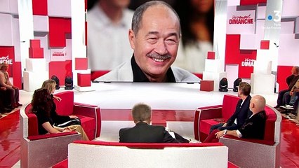 Mort à l'âge de 79 ans, le comédien Jean Sarrus, principalement connu pour avoir été l'un des membres de la troupe des Charlots, a eu droit à un hommage de la part de Michel Drucker durant l'émission Vivement dimanche sur France 3.
Crédit : Vivement dima