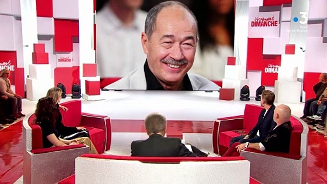 Mort à l'âge de 79 ans, le comédien Jean Sarrus, principalement connu pour avoir été l'un des membres de la troupe des Charlots, a eu droit à un hommage de la part de Michel Drucker durant l'émission Vivement dimanche sur France 3. Crédit : Vivement dima