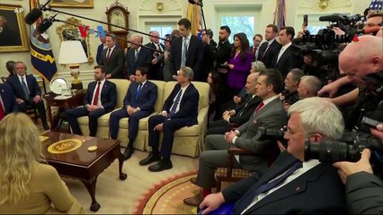 Adu Mulut Warnai Pertemuan Trump dengan Zelenskyy