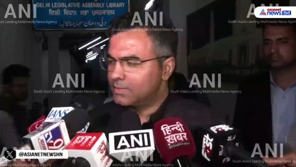 Delhi: Parvesh Verma के हाथ लगा Arvind Kejriwal का बहुत 'कीमती' सामान