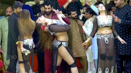 Band Kamre Mein Pyar Karenge , Aliya Noor , New  Latest Hot Dance Performance 2025