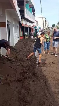 Saint-Gilles-les-Bains, opération nettoyage du centre-ville