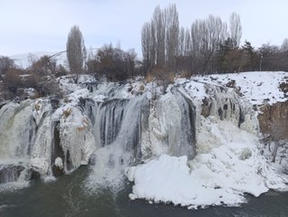 Yaz-kış fark etmiyor: Bu güzelliği görmeye koştular