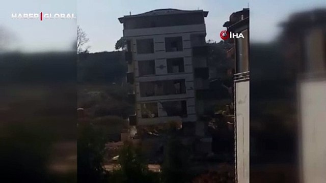 Binanın maket gibi devrildiği anlar korkuttu!