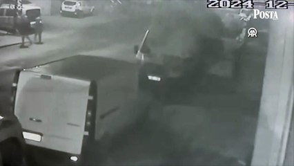 Avcılar'da görüşme teklifini reddeden kadının yüzüne kezzap döktü