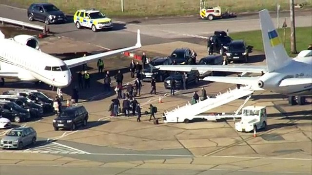 Zelenskyy arrives in UK ahead of summit in London