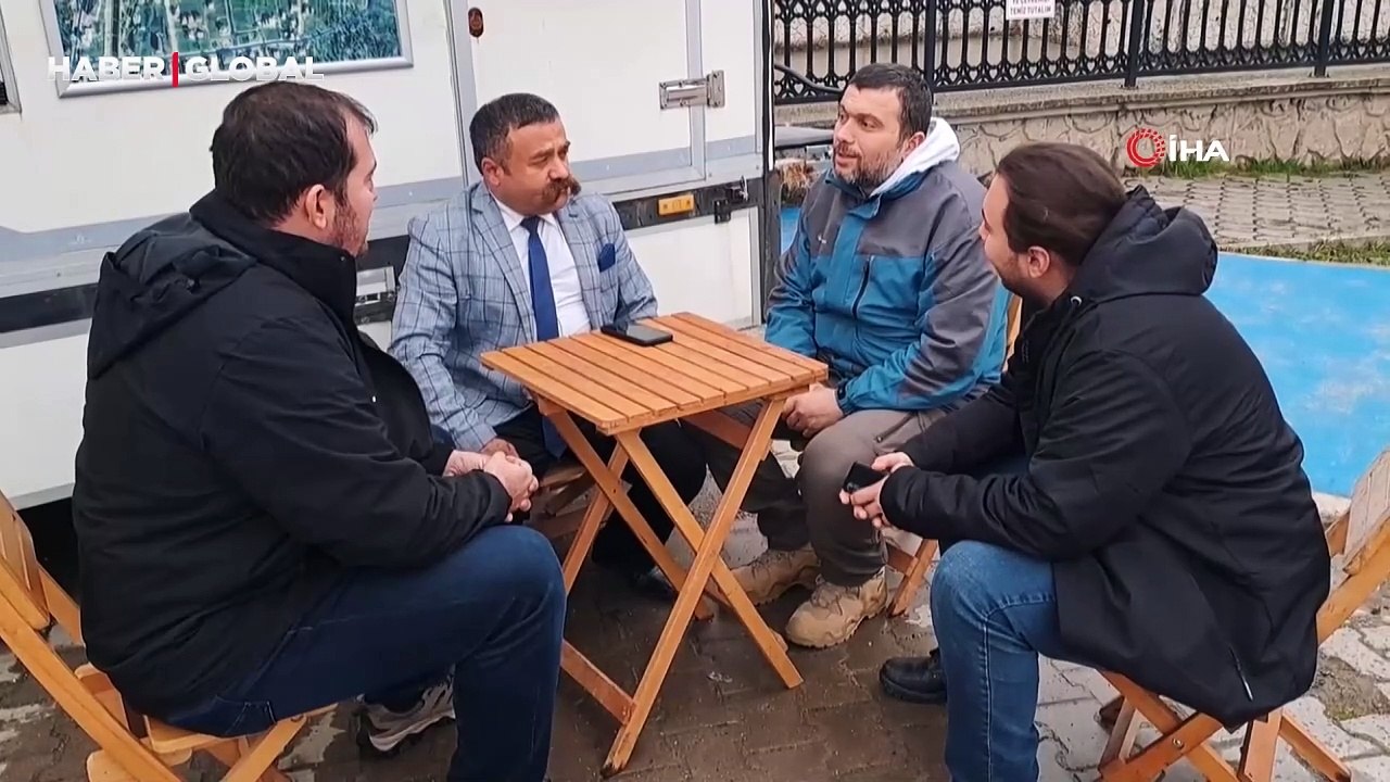 Bu da karavanlı seyyar muhtar: Hizmeti vatandaşın ayağına kadar götürüyor