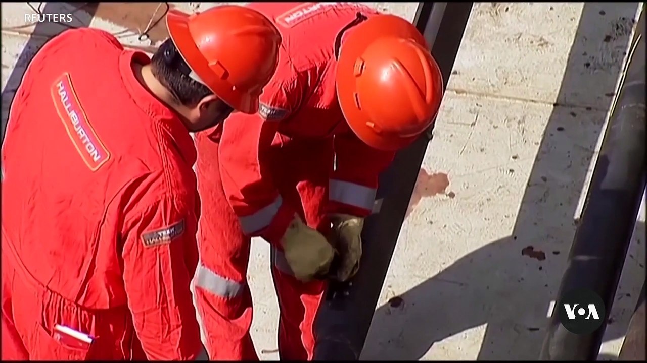 Apple to Invest $500B in U.S. as Trump Increases China Tariffs