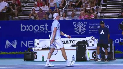 Acapulco - Davidovich Fokina vient à bout de Shapovalov et rejoint la finale