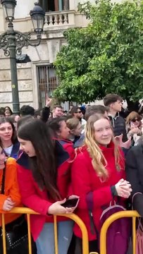 Crits de Mazón dimissió abans de la primera 'mascletà'