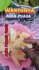 Nikmati Buka Puasa, Sambil Mendengarkan Sholawat Jibril Penarik Rezeki