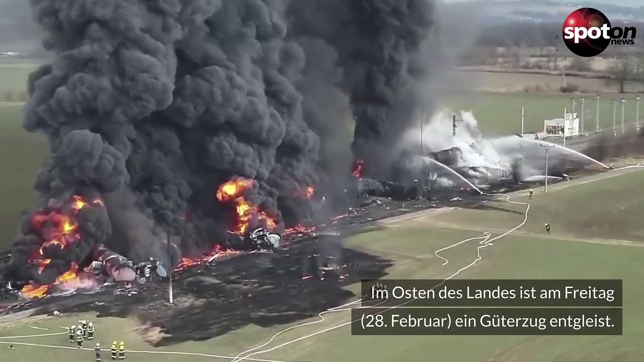 Zugunglück in Tschechien: Krebserregender Stoff tritt aus