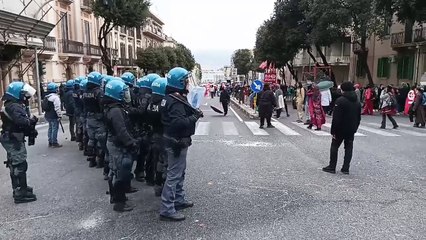Messina, manifestazione contro il Ponte