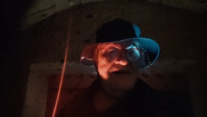 La Rappresentazione del Sole nelle Tombe Etrusche: Simbolo di Vita, Luce e Calore