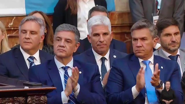 Habla Milei: “Echamos a más de 40.000 empleados públicos cuyos sueldos cargaban sobre las ya castigadas espaldas del sector privado”