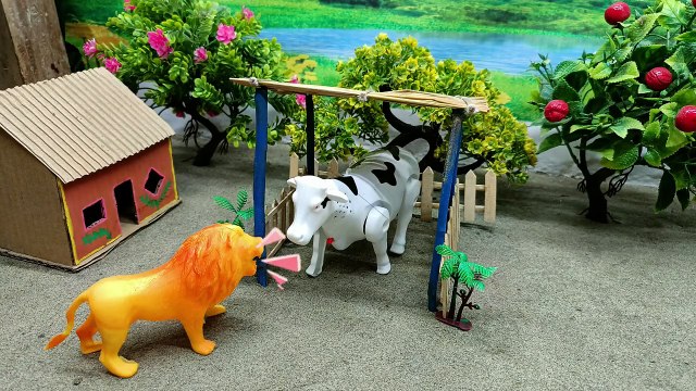 Wadidau !!! Proses Potong Sapi Kurban Truk Oleng, Cow Cutting Cartoon