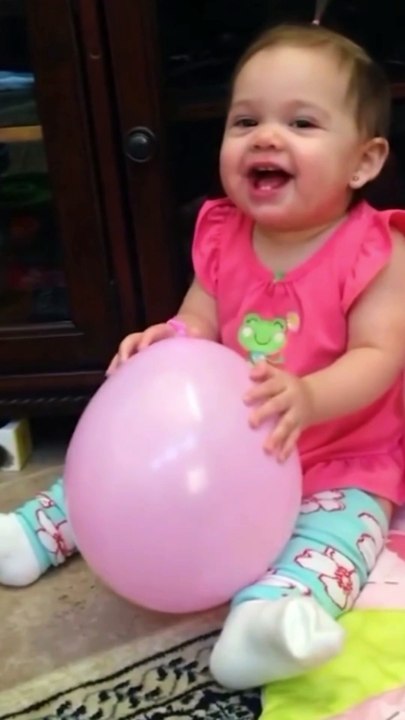 Funny babies 🥰🥰 #baby 's#vedio #funnybaby #funnybabys #babys #of #tiktok #tiktok #tiktokcreator #uk #highRpm #freefollowers