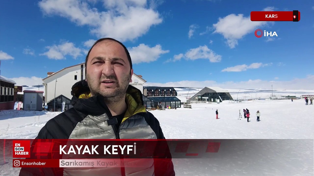 Sarıkamış Kayak Merkezi'nde kayak keyfi sürüyor