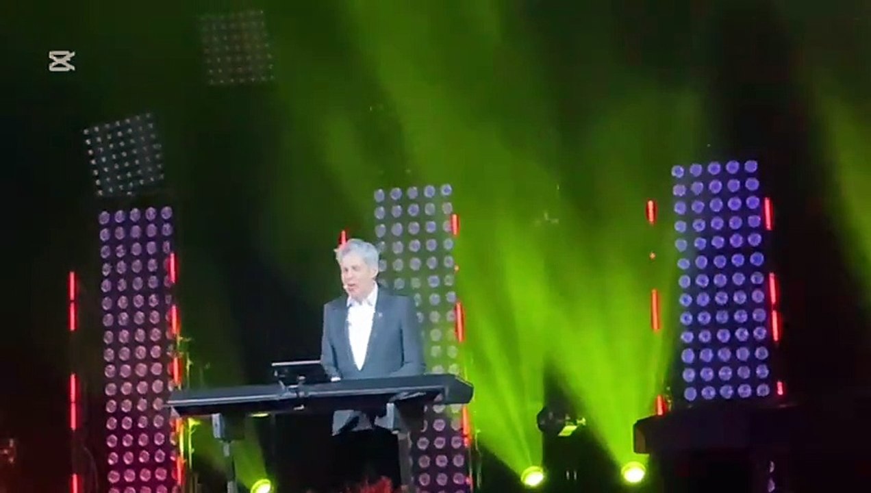 Sassari, Claudio Baglioni incanta il teatro Com...