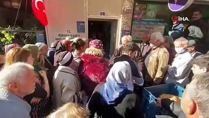 Antalya’nın o mahallesinde 13 yıllık Ramazan geleneği: Günlük 650 pide dağıtılıyor