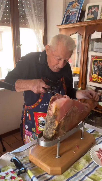 taglio prosciutto particolare