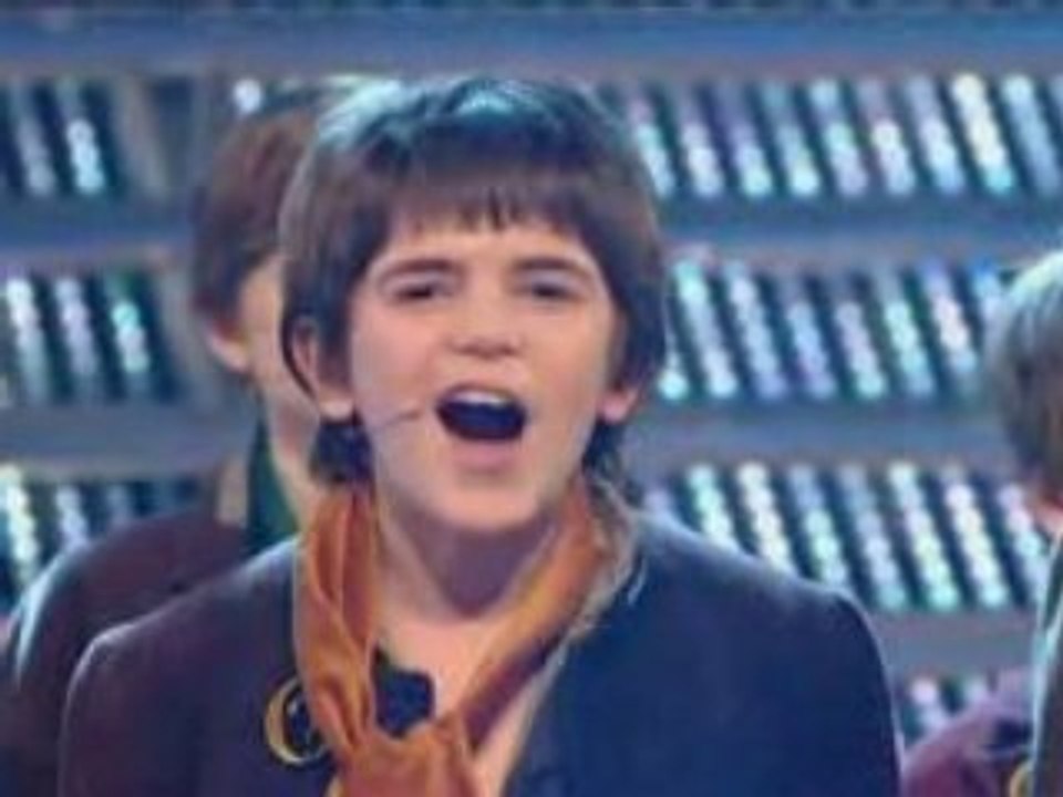 BBC Potential Olivers singing Electricity(divx)