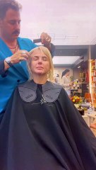 Η Χριστίνα Κοντοβά αγνώριστη με νέο hair look- Το κούρεμα που έγινε το απόλυτο trend της σεζόν!
