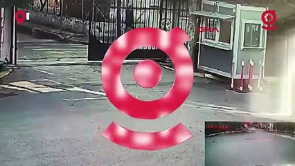 MANİSA Velinin, okul müdürüne doğrultup tetiğe bastığı tabanca tutukluk yaptı; o anlar kamerada