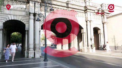 İki sarayı birbirine bağlayan tarihi geçit, yazı tahtasına döndü