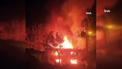 Bursa’da korkutan yangın! Geceyi alev aydınlattı