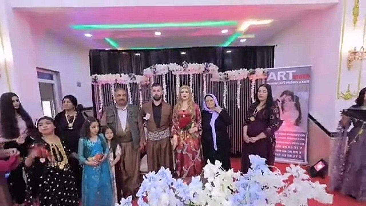 Arabic girls dance