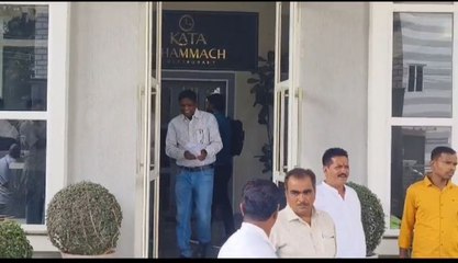 कोर्ट के आदेश के बाद होटल इनविटेशन का खुला सील