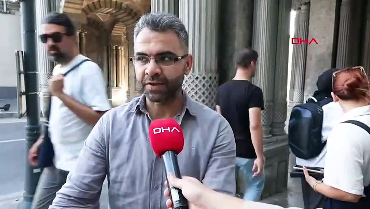 Çırağan Sarayı ile Yıldız Sarayı'nı birbirine bağlayan tarihi yapı, yazı tahtasına döndü