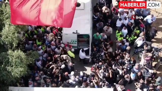 Ayşenur Ezgi Eygi İçin Baba Evi Önünde Helallik Alındı