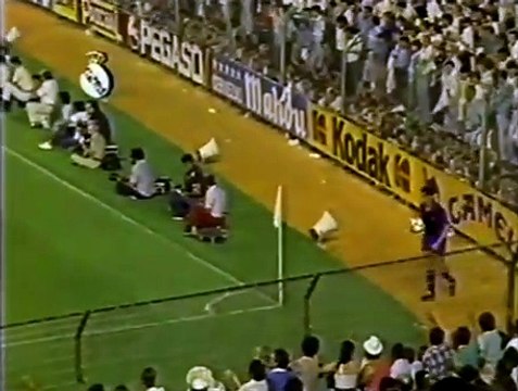 Real Madrid vs. FC Barcelona - La Liga 1984-1985