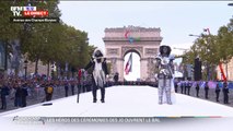 Parade des JO: la cavalière et le porteur masqué de la flamme de retour pour donner le coup d'envoi de la parade des champions