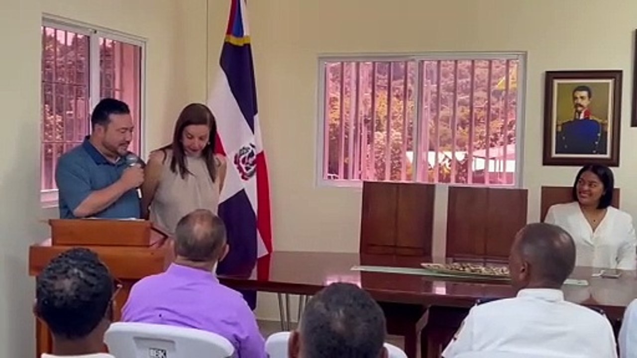 Alberto Alen González e Ileen Mercado declarados hijos adoptivos del Distrito Municipal de Maimón