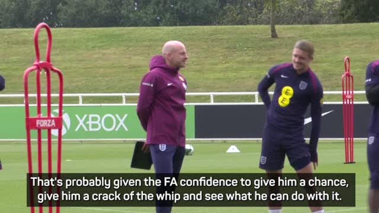 Campbell urges Carlsey to 'draw a line' and bring White back into England squad