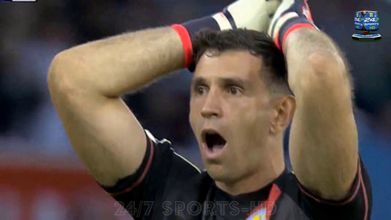 Emi Martinez left in disbelief as Jhon Duran scores goal of the season contender to complete turnaround for Aston Villa against Everton