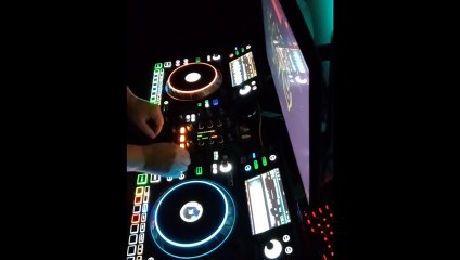 Insane 135 BPM Techno Rave mashup remix Ben Gold