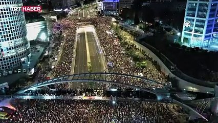 İsrailliler, Gazze'de anlaşma ve hükümetin istifası talebiyle gösterilerini sürdürdü