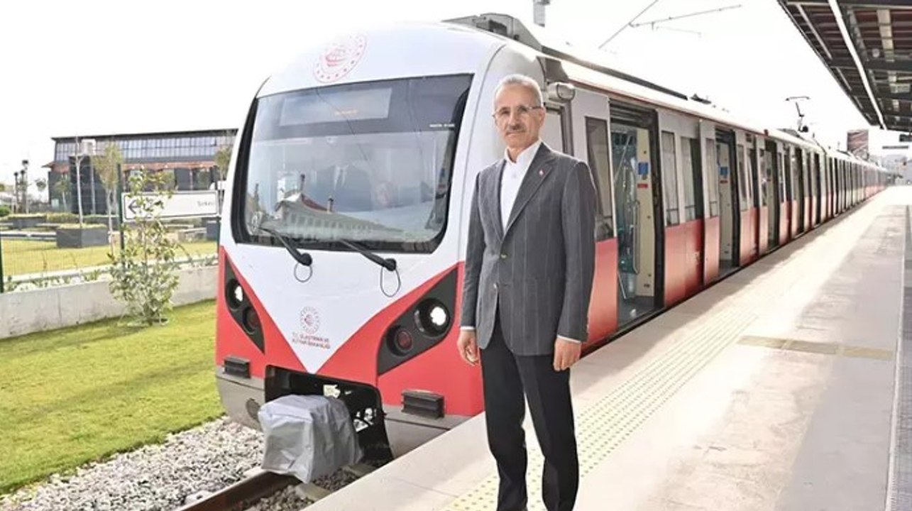 Demir yollarıyla 8 ayda Türkiye nüfusunun iki katından fazla yolcu taşındı