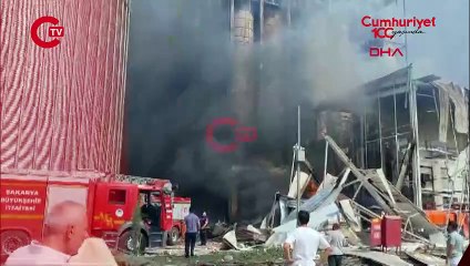 Sakarya'da fabrikada patlama İlk belirlemelere göre 20 kişi yaralandı