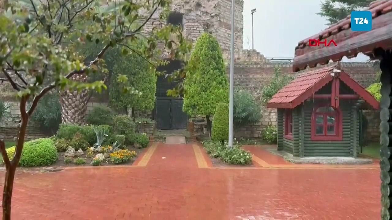AKOM uyarmıştı; İstanbul'da sağanak yağış etkili oldu
