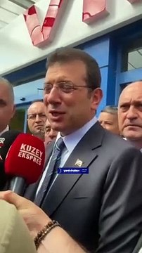Ekrem İmamoğlu, akrabası Şehit Üsteğmen Ömer Fatih Ayar Kuzey'in mezarını ziyaret için Trabzon'da