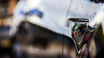 car loud sound with stering background