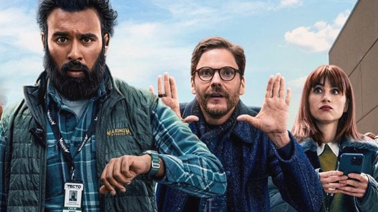 »Jeder Volldepp hat eine Origin-Story« - The Franchise ist ein Humor-Angriff aufs Superhelden-Kino