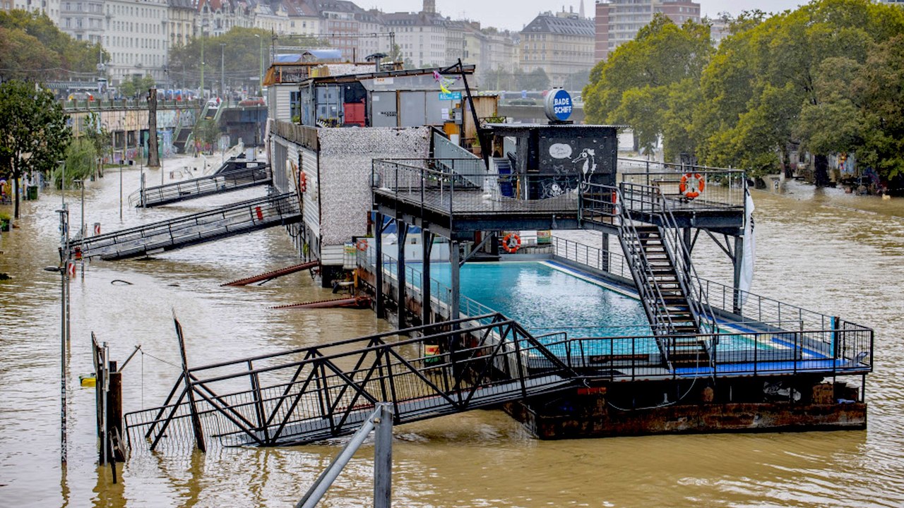 Hochwasser und reißende Flüsse in Wien